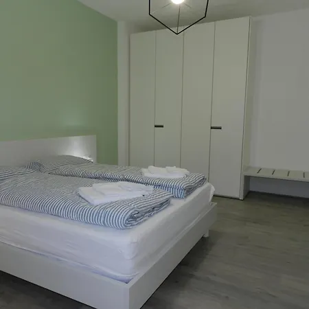 House Adriano Aquarama One Bedroom