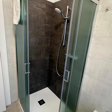 House Adriano Aquarama One Bedroom *