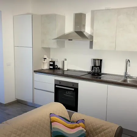 House Adriano Aquarama One Bedroom * Colico