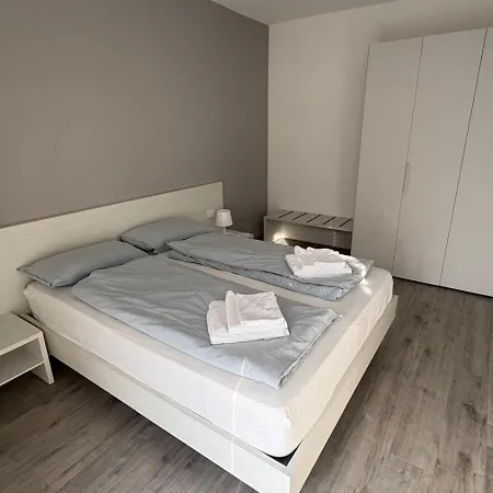 Appartamento House Adriano Aquarama One Bedroom *