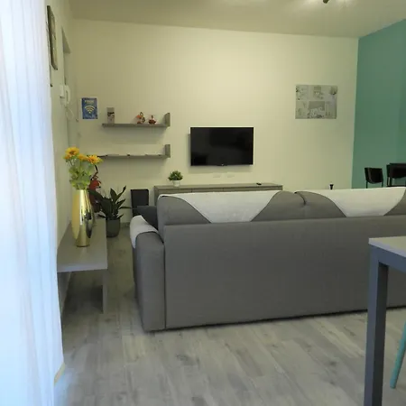 House Adriano Apartment